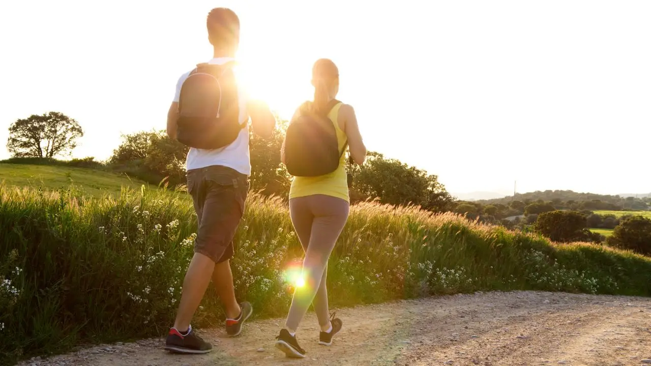Camminare per dimagrire? Ecco quanti minuti servono secondo gli esperti Camminare per dimagrire? Ecco quanti minuti servono secondo gli esperti