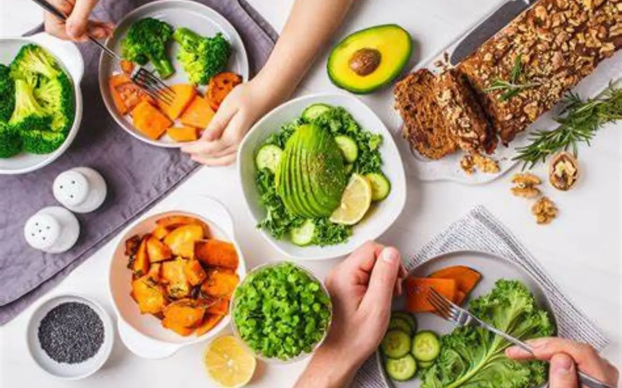 Alimenti anti-infiammatori: cosa aggiungere alla dieta per articolazioni più sane Alimenti anti-infiammatori: cosa aggiungere alla dieta per articolazioni più sane