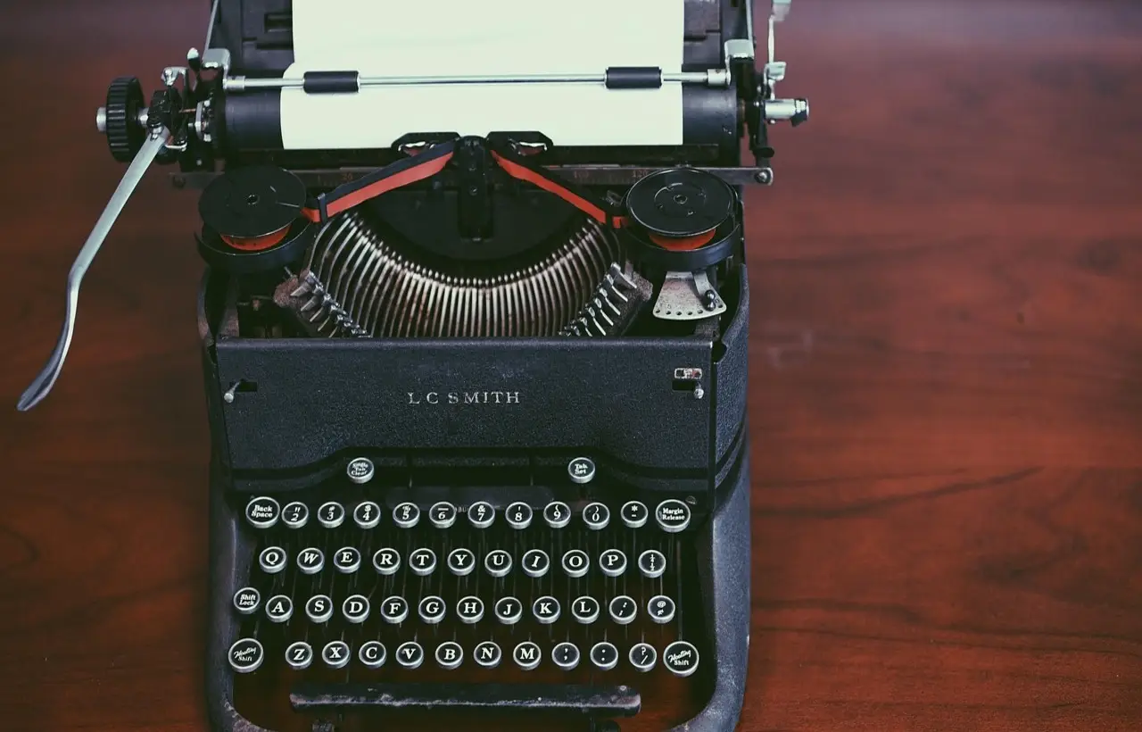 Valutare correttamente una macchina da scrivere anni '60: guida aggiornata Valutare correttamente una macchina da scrivere anni '60: guida aggiornata