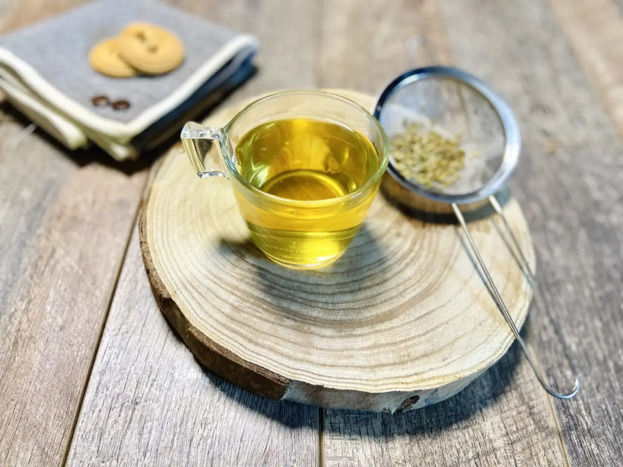 Con questa tisana fredda riduci il senso di pesantezza dopo i pasti ricchi Con questa tisana fredda riduci il senso di pesantezza dopo i pasti ricchi