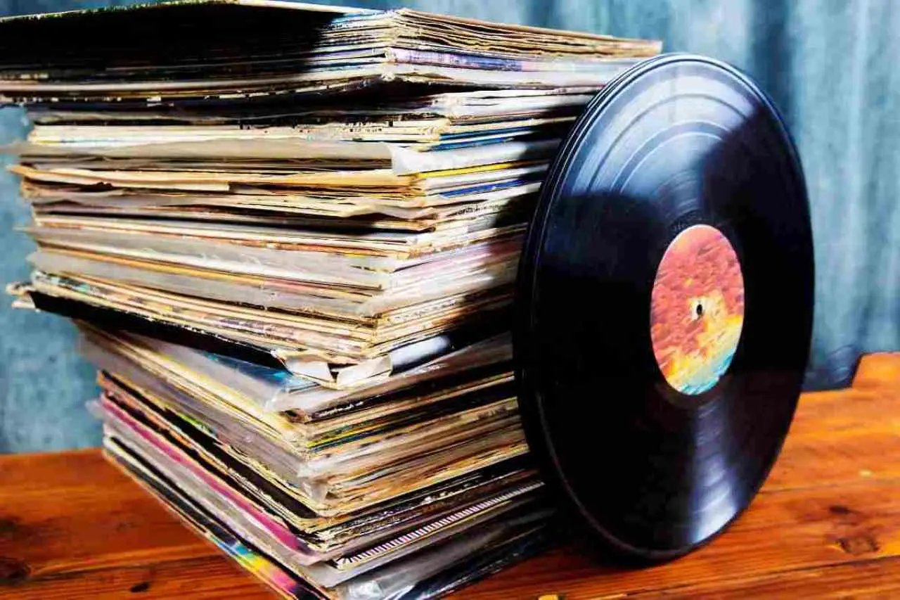 Conservare i vinili d’epoca: come capire quando conviene venderli subito Conservare i vinili d’epoca: come capire quando conviene venderli subito