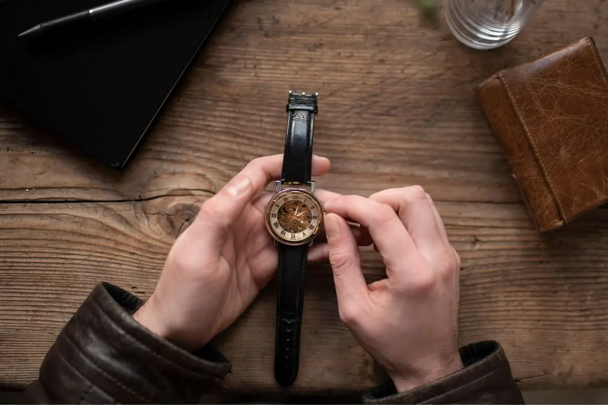 Cosa considerare quando acquisti un orologio da polso d’epoca oggi ricercato Cosa considerare quando acquisti un orologio da polso d’epoca oggi ricercato