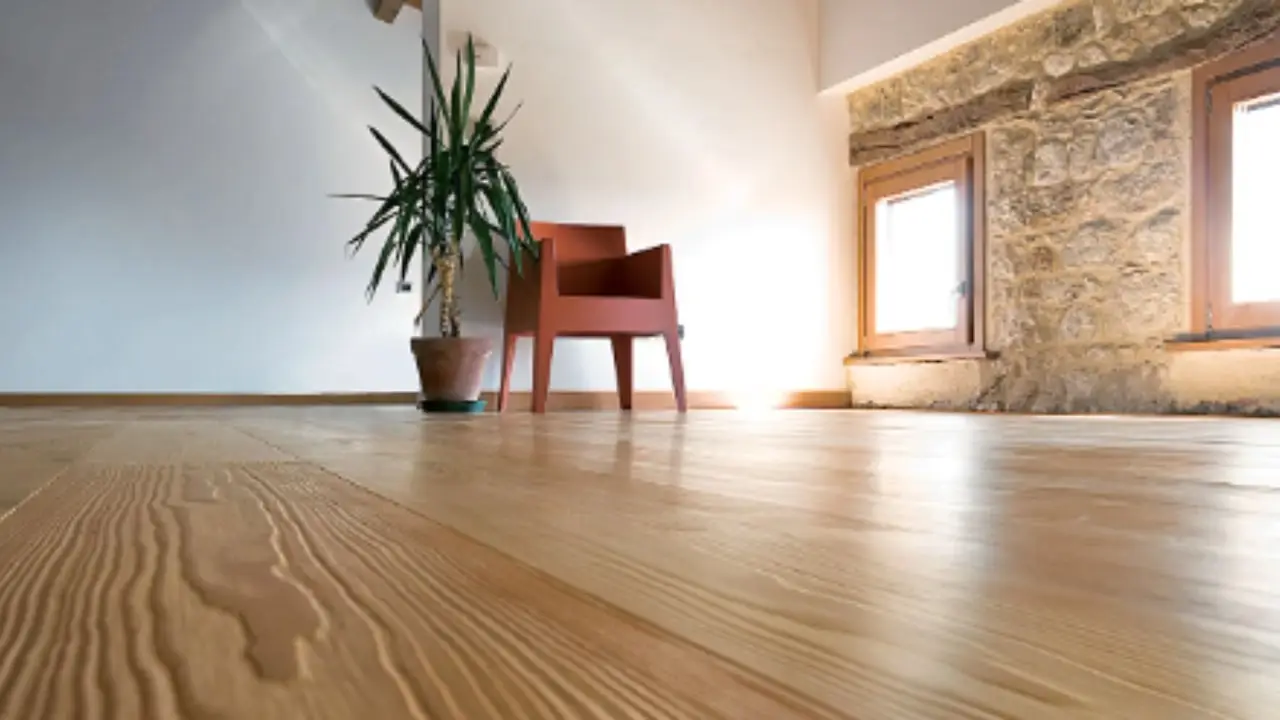 Pavimenti più sicuri: come disinfettarli correttamente con l’alcol e perché è importante per la salute in casa Pavimenti più sicuri: come disinfettarli correttamente con l’alcol e perché è importante per la salute in casa