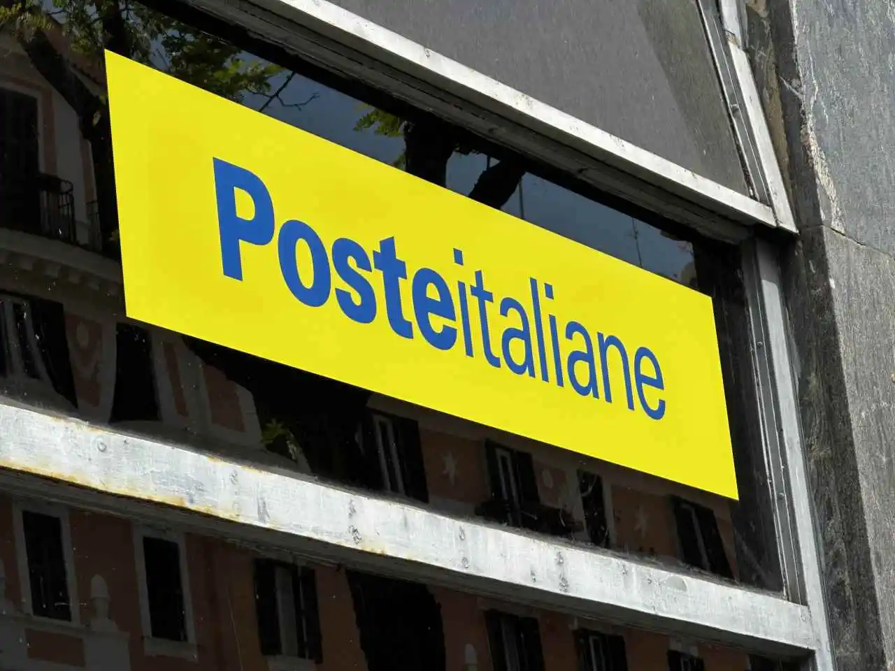 Conti correnti postali: quante soluzioni puoi scegliere e cosa sapere prima di aprirne più di uno Conti correnti postali: quante soluzioni puoi scegliere e cosa sapere prima di aprirne più di uno