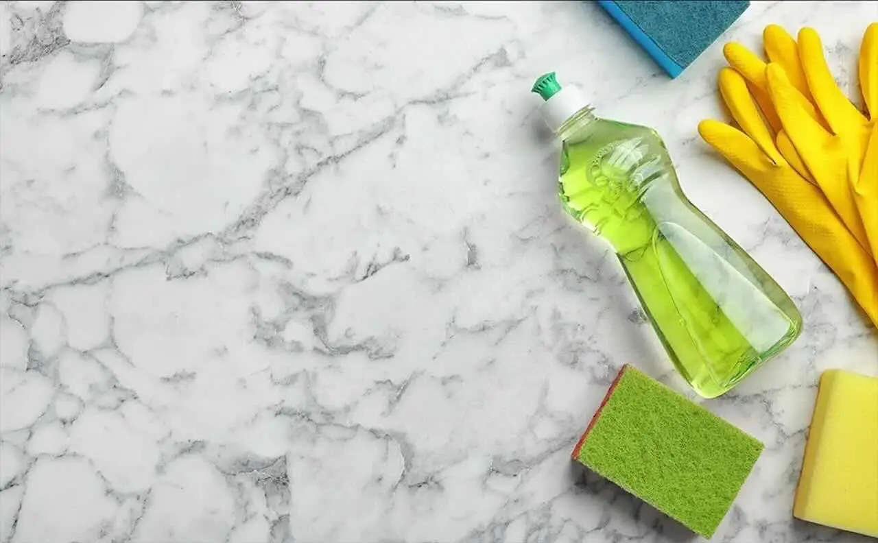 Le incredibili alternative del detersivo per piatti: ecco cosa puoi pulire in casa (oltre ai piatti) Le incredibili alternative del detersivo per piatti: ecco cosa puoi pulire in casa (oltre ai piatti)