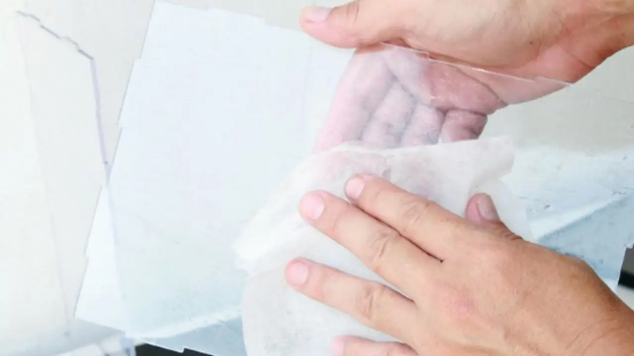 Stai usando il tessuto non tessuto al sole? Ecco la verità scioccante sulla sua protezione Stai usando il tessuto non tessuto al sole? Ecco la verità scioccante sulla sua protezione