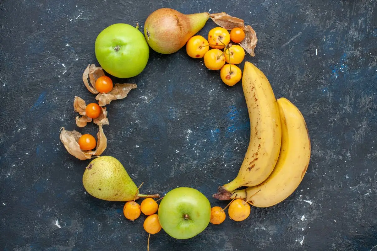 Scopri quali frutti favoriscono il benessere articolare nei cambi di stagione Scopri quali frutti favoriscono il benessere articolare nei cambi di stagione