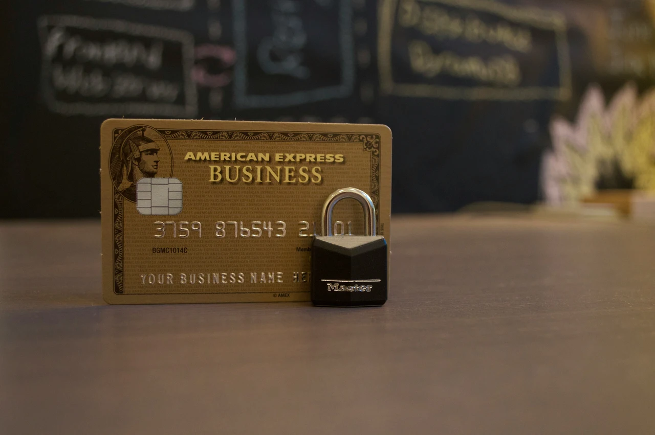 Cambiamenti mensili nei limiti per carte di credito: come tutelare i risparmi Cambiamenti mensili nei limiti per carte di credito: come tutelare i risparmi