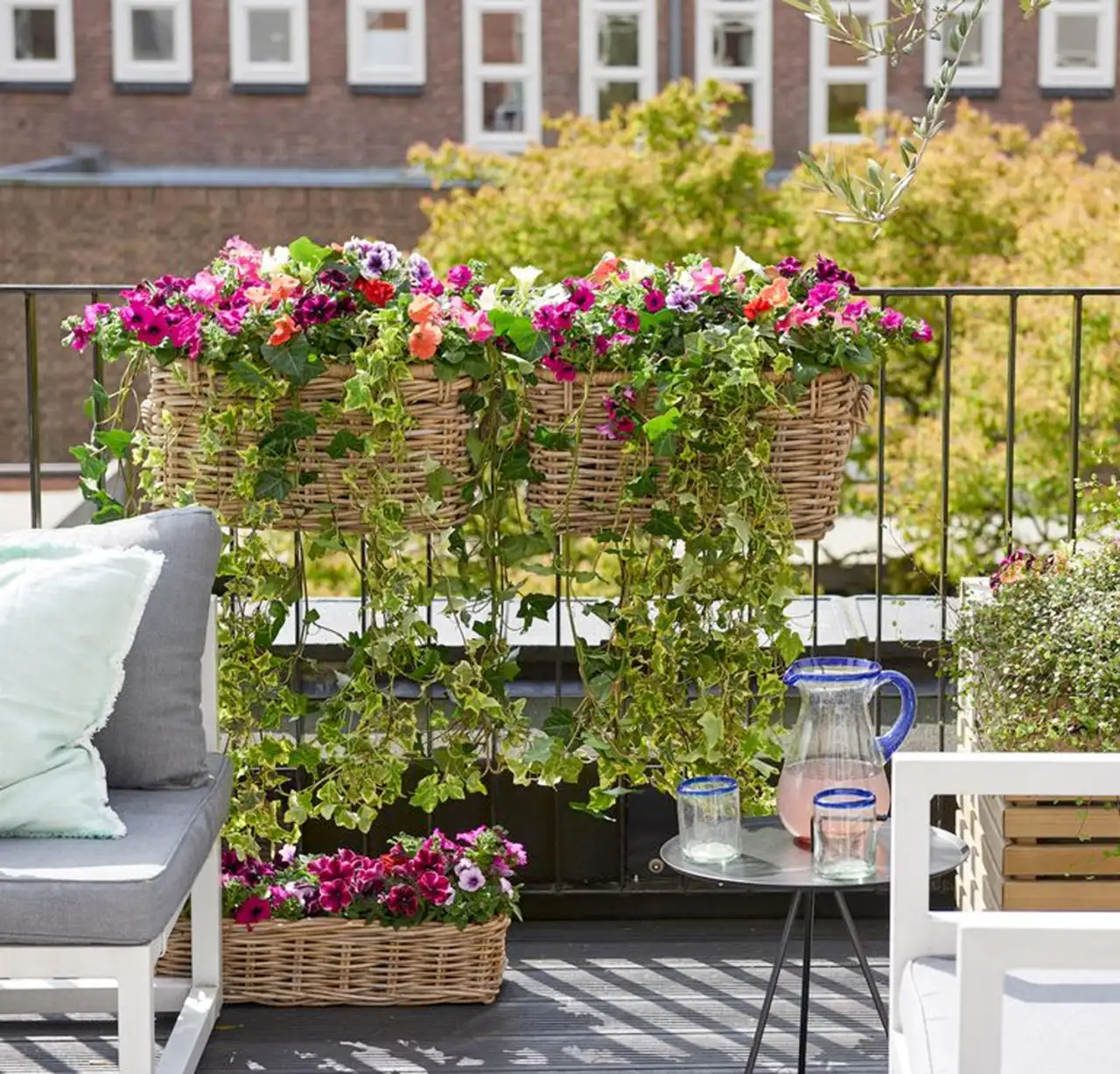 I fiori resistenti al sole perfetti per balconi assolati e senza manutenzione I fiori resistenti al sole perfetti per balconi assolati e senza manutenzione